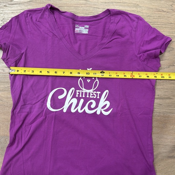 Under Armour UA Semi-Fitted V Neck T Shirt Women's Small Purple HeatGear… - Picture 3 of 7